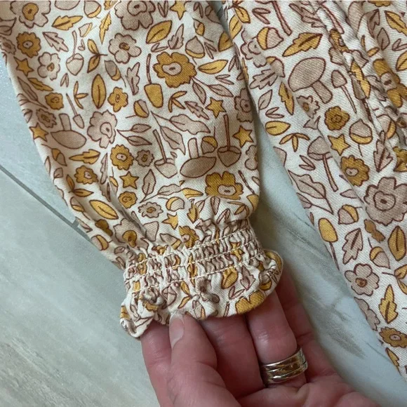 Cat & Jack Long Sleeve Fall Leaves Dress with Smocking, size 4T - Picture 2 of 9